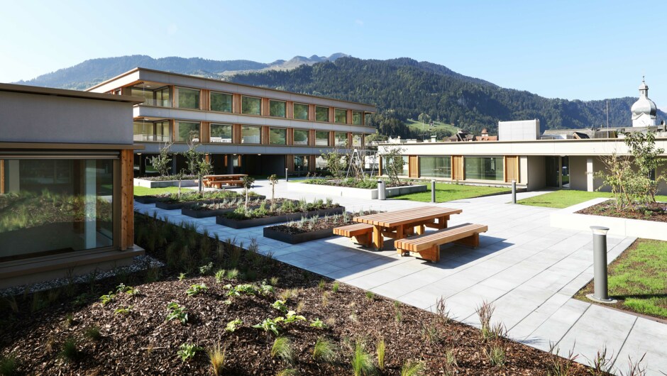Gewerbepark-Marcau-Ilanz-Aussen-Sohm-HolzBautechnik-08